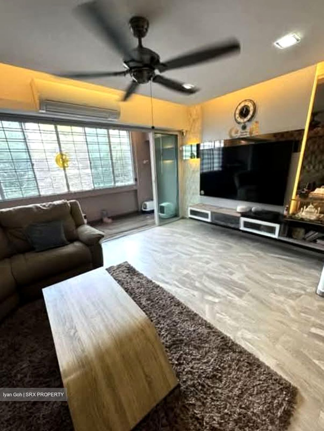 Blk 558 Jurong West Street 42 (Jurong West), HDB Executive #554977811